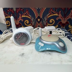 Fisher-Price Sounds ‘n Lights Analog Baby Monitor (Base + Receiver)